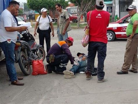 Camioneta Atropella A Motociclistas En Tierra Blanca