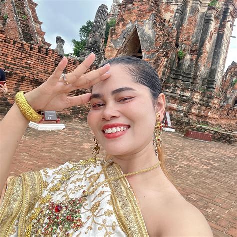 Social media buzzing about the latest nadia chambers video 3