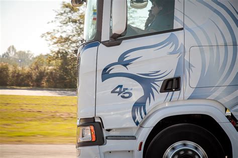 Scania Celebra A Os En Argentina Con Una Edici N Limitada