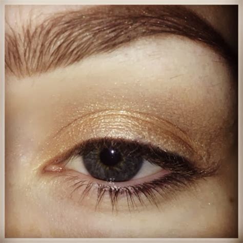 Shannon Bowes Everyday Eye Make Up Tutorial Featuring Urban Decay Naked Palette