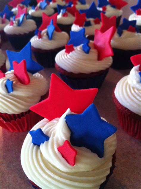 Red White And Blue Cupcakes With Stars On Them