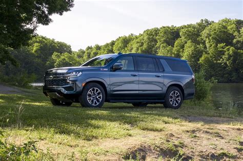 2023 Chevy Suburban Gets New Silver Sage Metallic Color