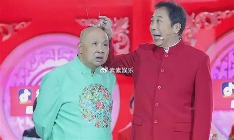 辽宁春晚勇夺第一：郭冬临cos林俊杰，冯巩再现春晚名场面财经头条