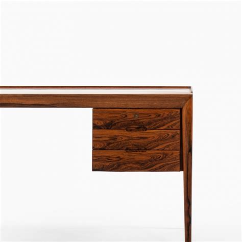 Erik Riisager Hansen desk in rosewood by Haslev møbelsnedkeri at Studio