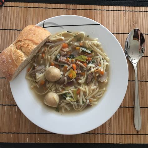 Rindfleischsuppe Mit Nudeln Und Gem Se Von Roseanne Chefkoch De