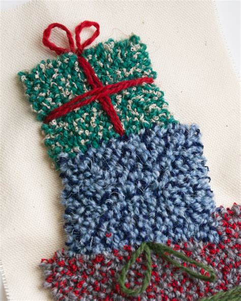 Нитки для ковровой вышивки Colored Boukle Wool — пряжа на tatdot