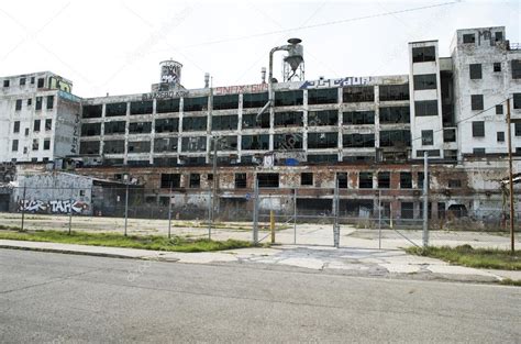 Usine Automobile Abandonn E De Detroit Photographie Skonech Aol