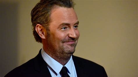 Mort de Matthew Perry lidentité de la personne qui a retrouvé son