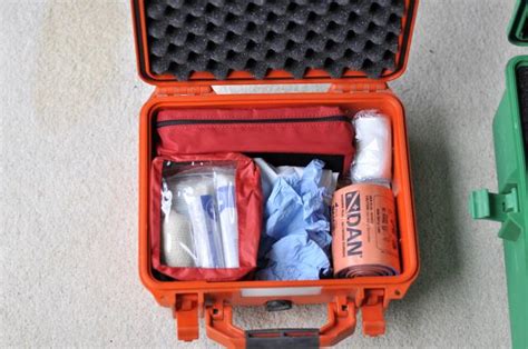 Divegear Ie Dan Oxygen And First Aid Kit