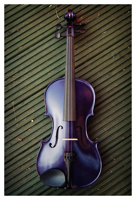 Violin of purple by natakukikori on DeviantArt