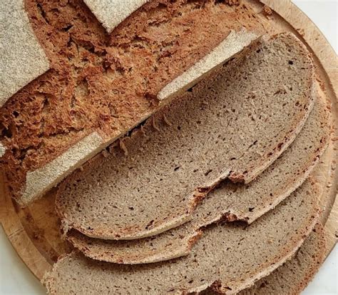 Einfaches Sauerteigbrot Rezept