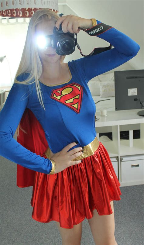 Superwomansupergirl Kostüm Karneval Fasching In 48683 Ahaus Für € 1290 Zum Verkauf Shpock At