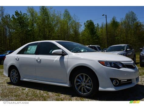 2014 Super White Toyota Camry Se 92789468 Car Color