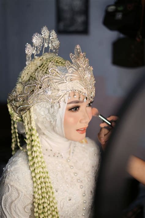 Pin Oleh Tiara Mustika Di Tiarakha Akad Foto Pengantin Pria Dan