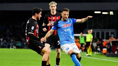 Prediksi Napoli Vs Ac Milan Leg Ii Liga Champions Head To Head