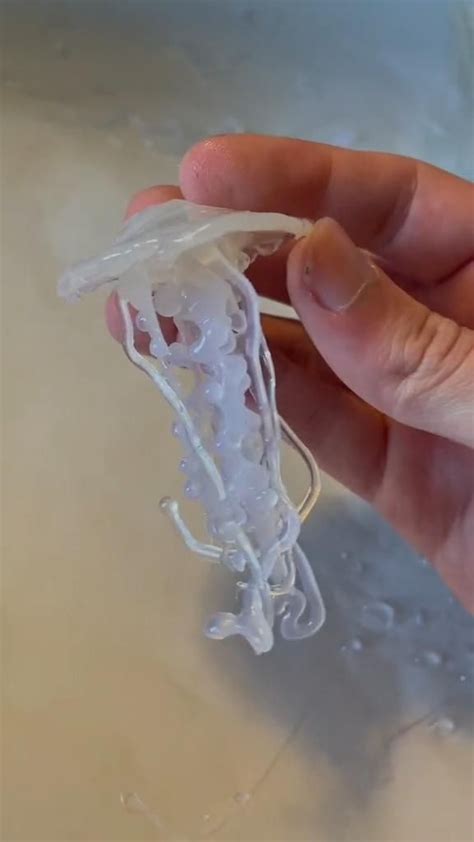 How To Make A Hot Glue Jellyfish Diy Crafts