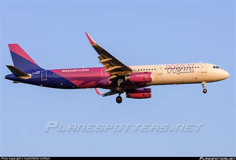 G WUKK Wizz Air UK Airbus A321 231 WL Photo By ALEXANDRU CHIRILA ID