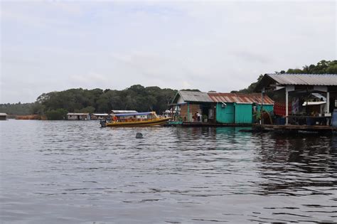 Grupo de Trabalho que acompanha retirada de flutuantes visita Tarumã