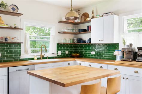 How To Replace A Kitchen Backsplash Storables