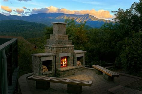 Luxury Cabin On The Pigeon Forge Gatlinburg Spur