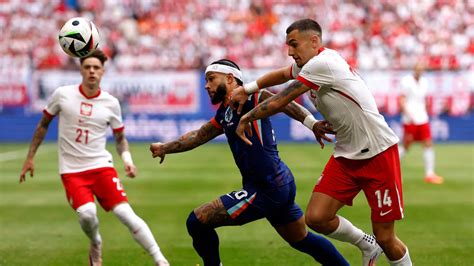 Países Bajos Remonta A Polonia En Un Partido Vibrante 1 2