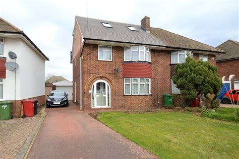 Castleview Road Langley Sl3 4 Bedroom Semi Detached House For Sale