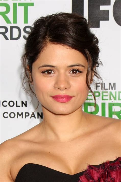 Charmed Cw Reboot Casts Melonie Diaz As First Magical Sister Mel