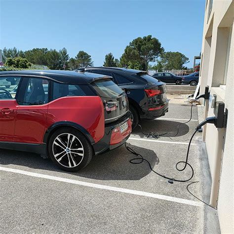 Installateur borne de recharge voiture électrique à Aix en Provence