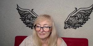 Blonde Amateur MILF With Glasses Chatting On Webcam Show Tnaflix