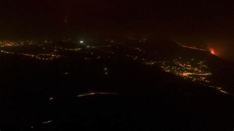 Así ha entrado la lava del volcán de La Palma en el mar las imágenes