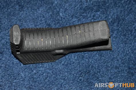 Angled Foregrip Plastic - Airsoft Hub Buy & Sell Used Airsoft Equipment ...