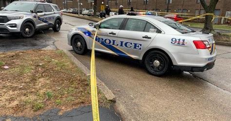 Man Shot To Death Near Louisville S Russell Neighborhood Lmpd Says Crime Reports