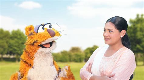 Tisha with Sisimpur’s Halum on World Tiger Day - Bangladesh Post