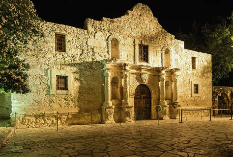 The Alamo San Antonio Texas In Golden Photograph By Dszc Fine Art