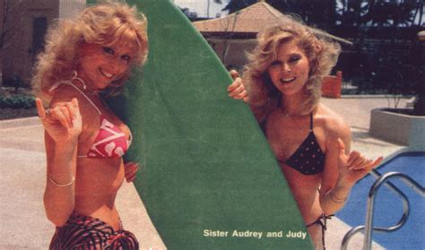 7 Latest Hot Audrey Landers Bikini Pics