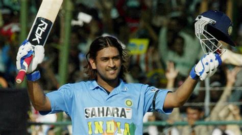 Ms Dhoni Looked Like A Maverick With His Long Flowing Hair In