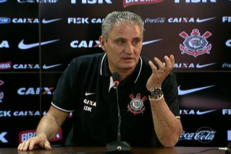 Vídeo Tite adota mistério no Corinthians antes do clássico