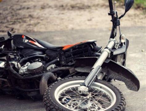 Murieron Dos Motociclistas En Aparatoso Accidente Sobre La Nqs O