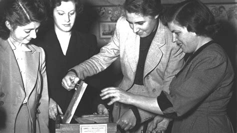 Voto femenino hace 73 años se promulgaba la Ley 13010