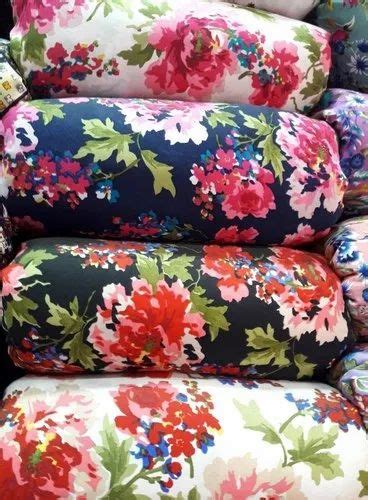 Floral Printed Floral Print Poly Crepe Fabrics 80 90 Packaging Type