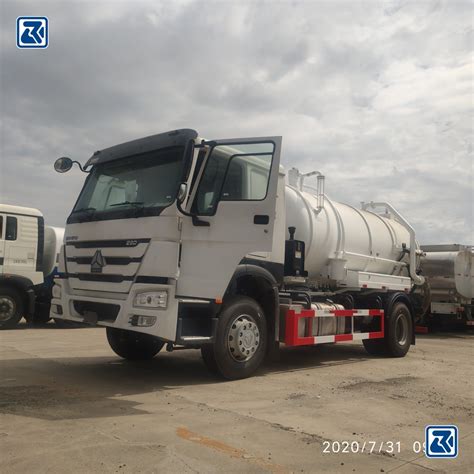 Original Howo X X Vacuum Sewage Truck Sewage Suction Tanker Truck