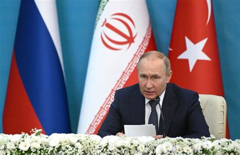 プーチン氏、イラン訪問 最高指導者らやトルコ大統領と会談