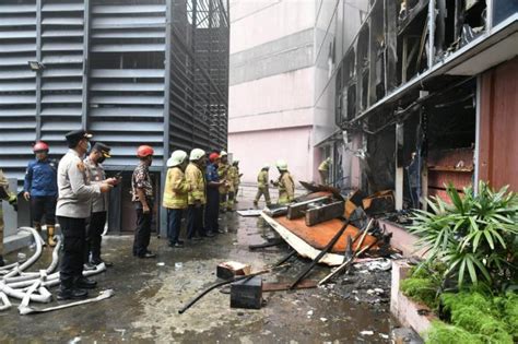 Kebakaran Di Gedung Kemenkumham Berhasil Dipadamkan