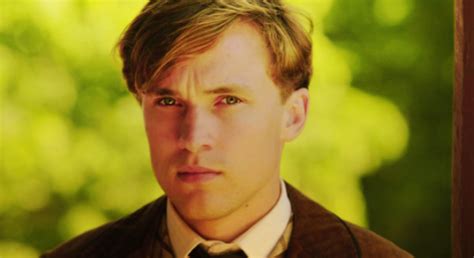 Pin By Nat On T H E C H R O N I C L E S O F N A R N I A William Moseley Blonde Guys Williams