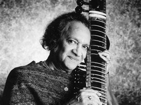 Sitar maestro Pandit Ravi Shankar passes away | Filmfare.com