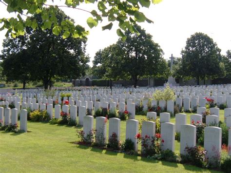 Loos British Cemetery Cemetery Details Cwgc