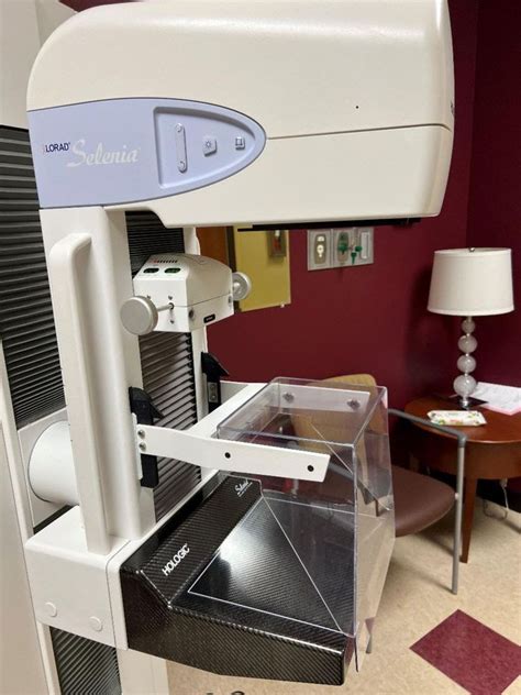 Hologic Selenia 2D Mammography