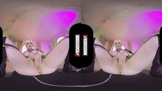 VR Porn Carly Rae Summers As Ivy Valentine On VR CosplayX PornMega