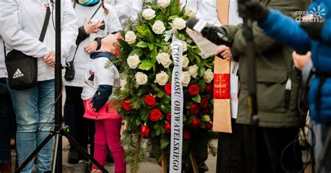 Odsłonięcia pomnika ku czci ofiar OUN UPA zdjęcia