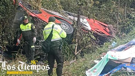 Al Menos Muertos En Un Accidente De Tr Fico De Un Mnibus En Bolivia